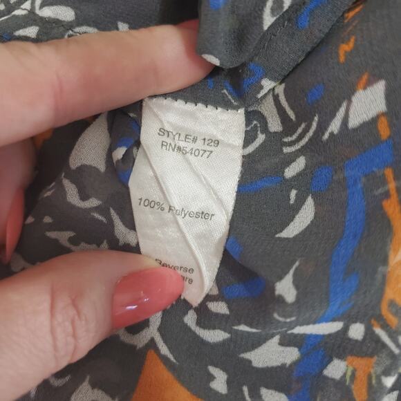 Cabi | Abstract Pattern Sheer Lightweight Button Up Long Sleeve Blouse Top - Picture 7 of 11